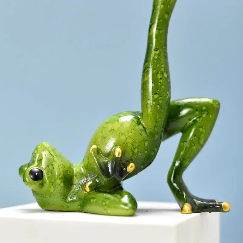Cute Frog Resin Ornaments Artificial Decorations