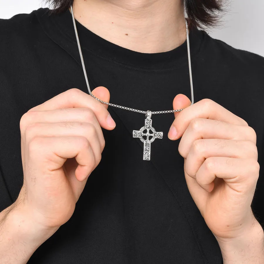 Hip-Hop Vintage Style Celtic Knot Cross 201 Stainless Steel Alloy Men's Pendant Necklace Men Pendant Necklaces