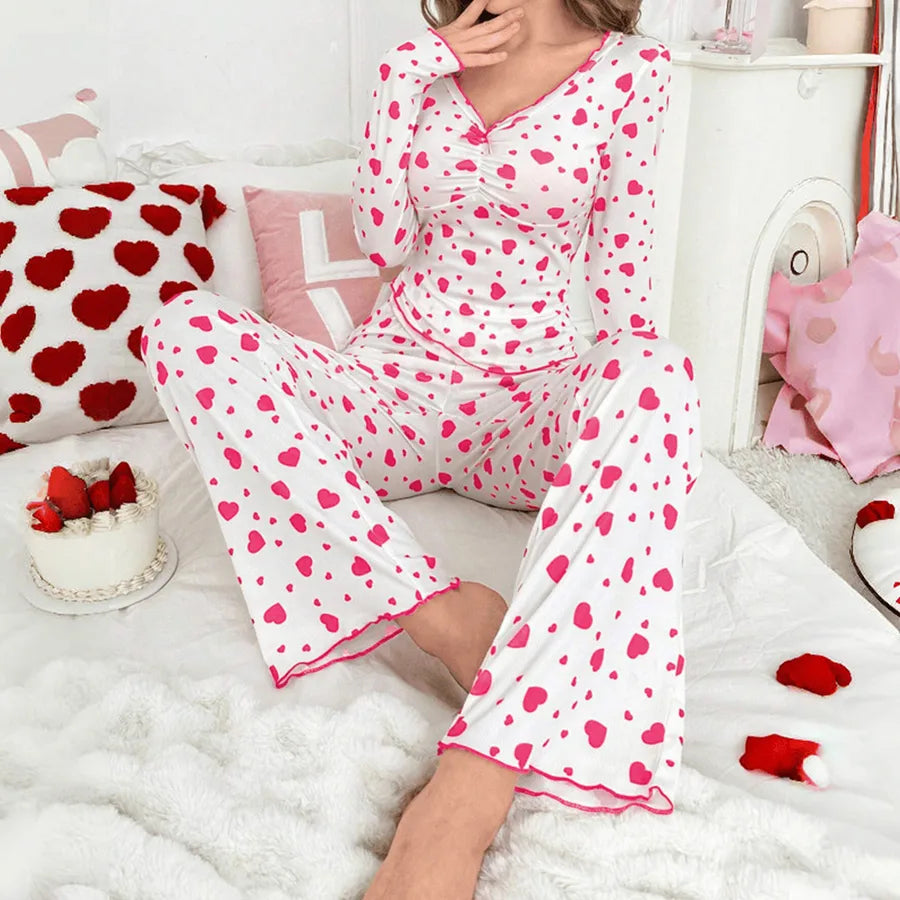 Ladies Fashion Heart Print Home Clothes Set V-neck Long Sleeve Polyester Sleepwear Spring Autumn Collection