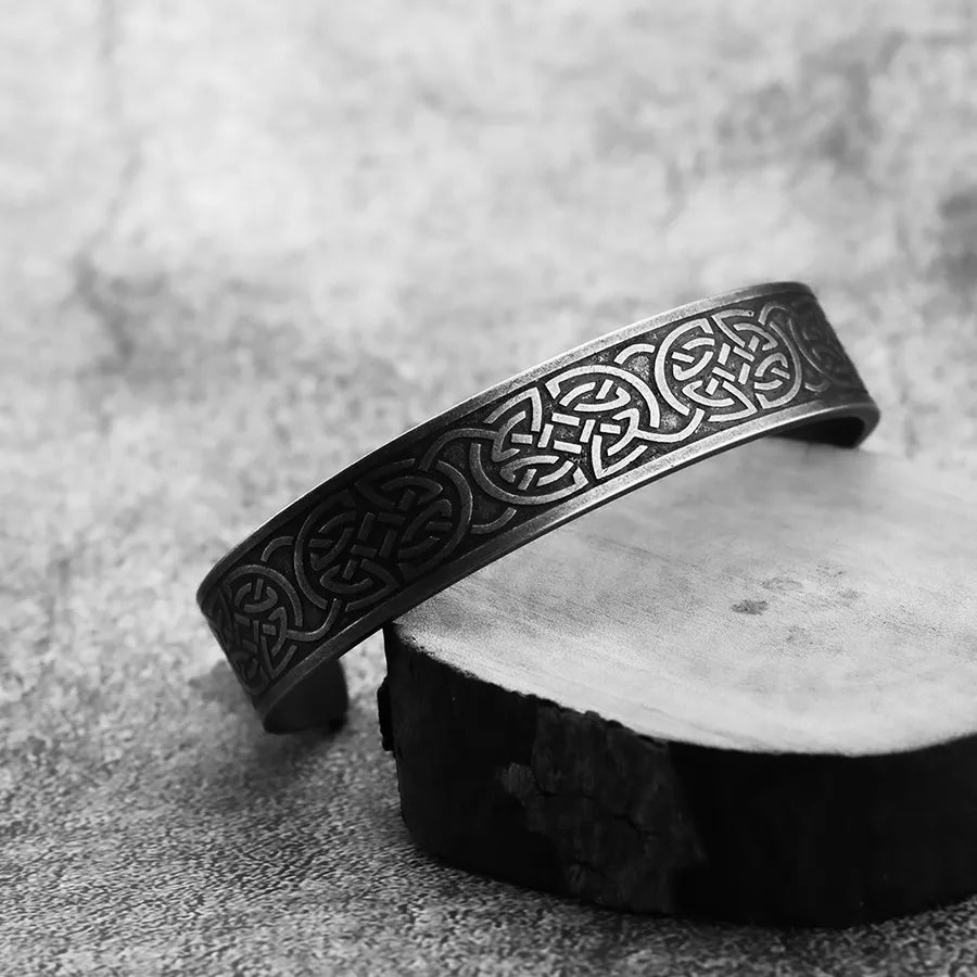 Retro Solid Color Titanium Steel Polishing Men's Bangle Men Cuff & Bangle