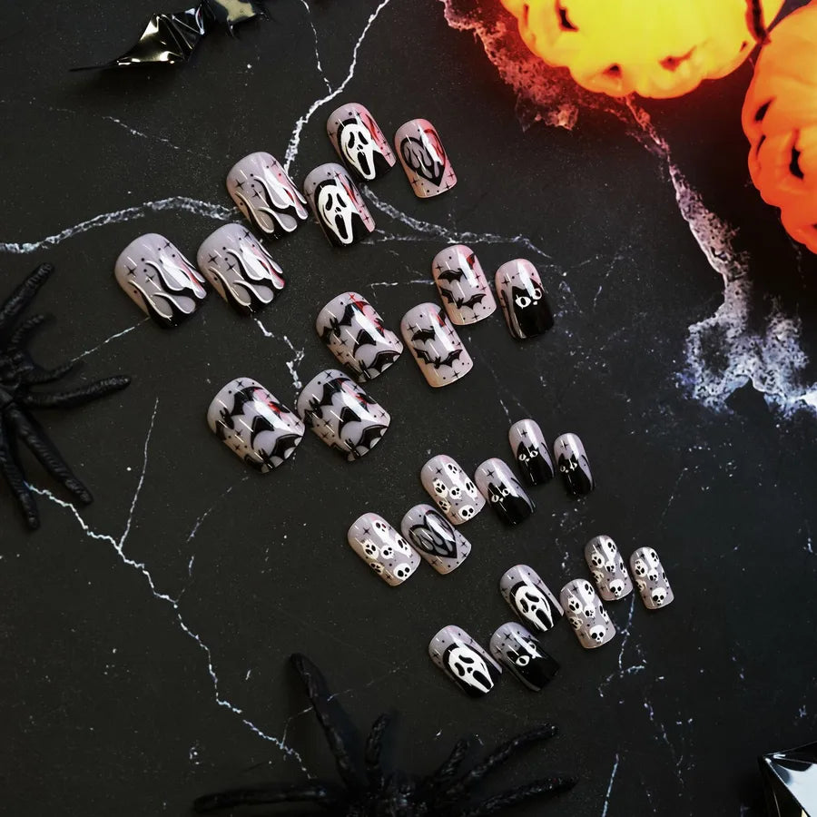 24 pcs/box Wholesale Ghost Black Cat Patterned Nails Short Halloween Press on Nail