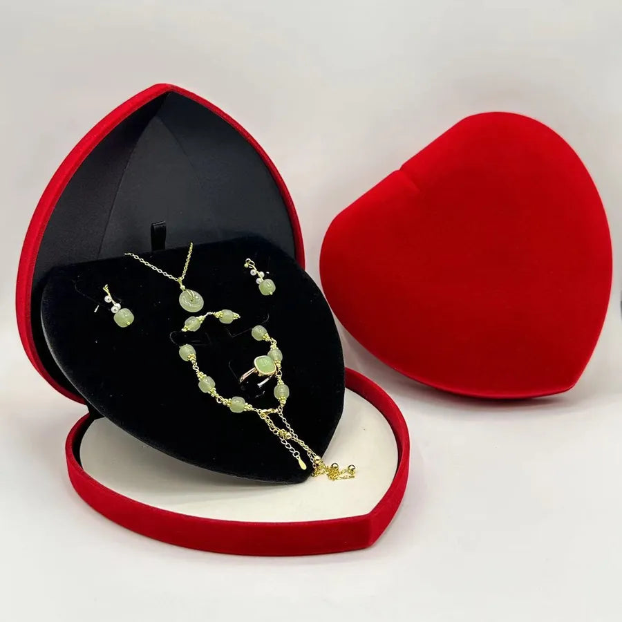1 Piece Plastic Classic Style Festival Valentine'S Day Solid Color Jewelry Boxes