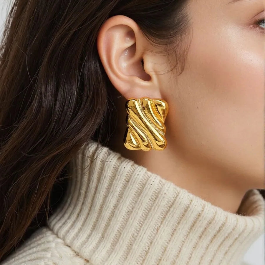1 Pair Elegant Lady Vacation Waves Polishing Plating 304 Stainless Steel 18K Gold Plated Backs Ear Studs