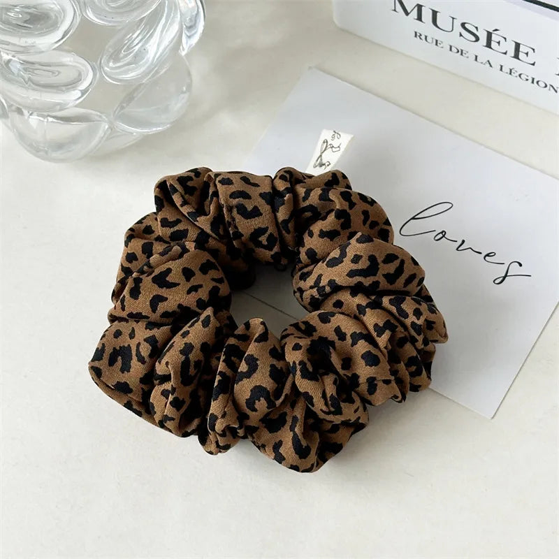 Elegant Lady Affordable luxury style Women's Leopard Cloth Hair Tie