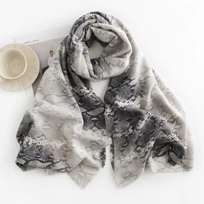 Women's Sweet Leopard Polyester Scarf