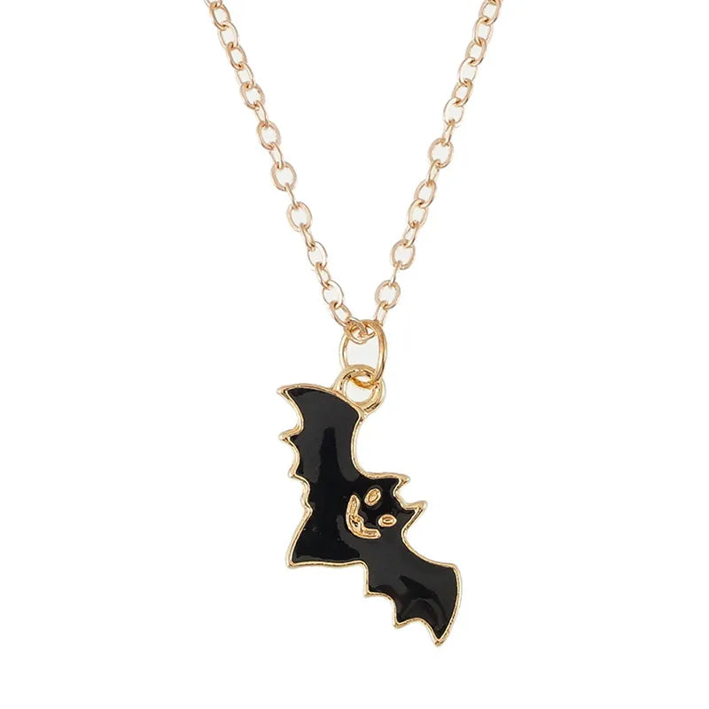 Dark Skull Head Halloween Pendant Necklace Funny Bat Design Alloy Metal Chain Unisex Dark Style Jewelry Accessory