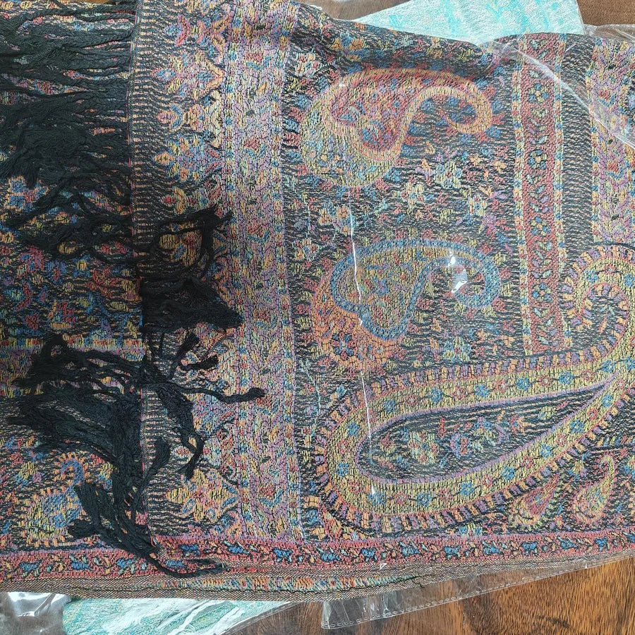 Women's Casual Ethnic Style Solid Color Polyester Scarf