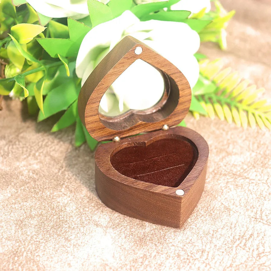 1 Piece Wood Retro Daily Festival Heart Shape Solid Color Jewelry Boxes