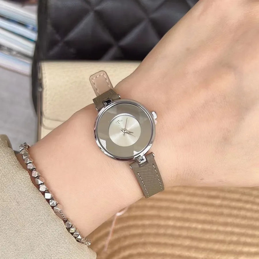 Simple Style Solid Color Buckle Quartz Watch Women's Watches