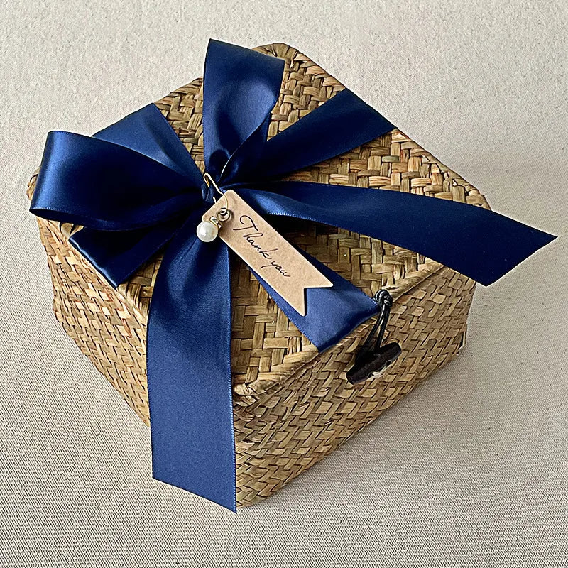 pastoral solid color wicker/straw storage basket