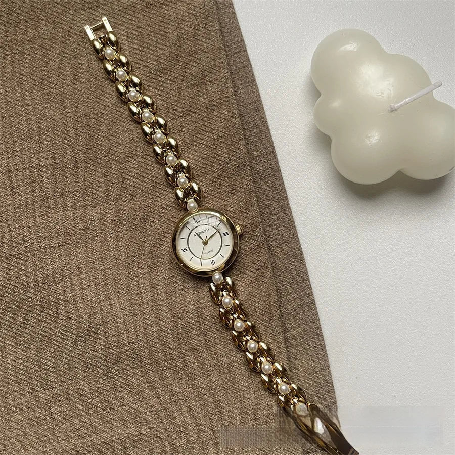 Casual Elegant Glam Round Roman Numeral Single Folding Buckle Quartz Watch