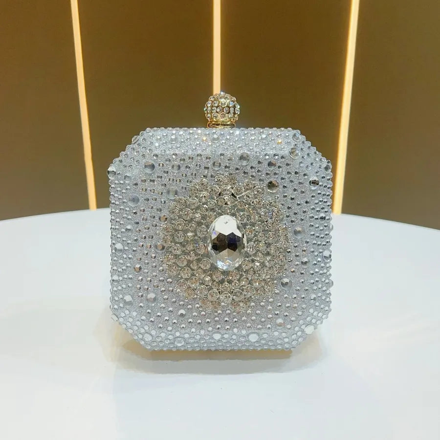 Elegant Sparkling Green Mini Clutch Bag With Diamond Buckle Decoration For Women Fashionable Personal Touch Evening Bag