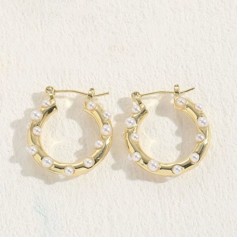 Hot Selling Freshwater Pearl Natural Stone Fashion Earrings Style Elegant Luxury Copper Plated 14K Real Gold Earrings for Women