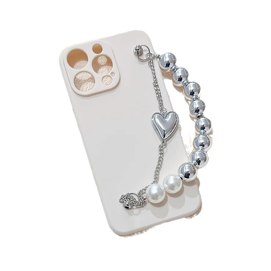 Liquid Simulation Soft Shell Pearl Heart Bracelet Back Hole Anti-Fall Mobile Phone Case Suitable For iPhone 13/14 Full Cover Protection