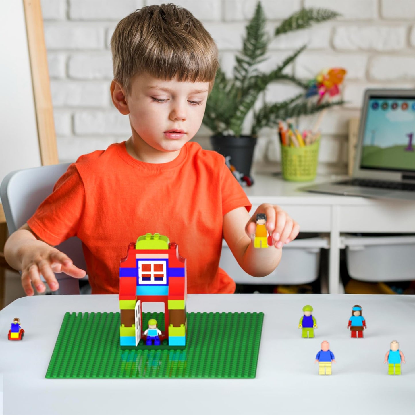 Pokiiulk Classic Green Baseplates – 2-Pack, 32x32 Studs, 10x10 in, LEGO Compatible