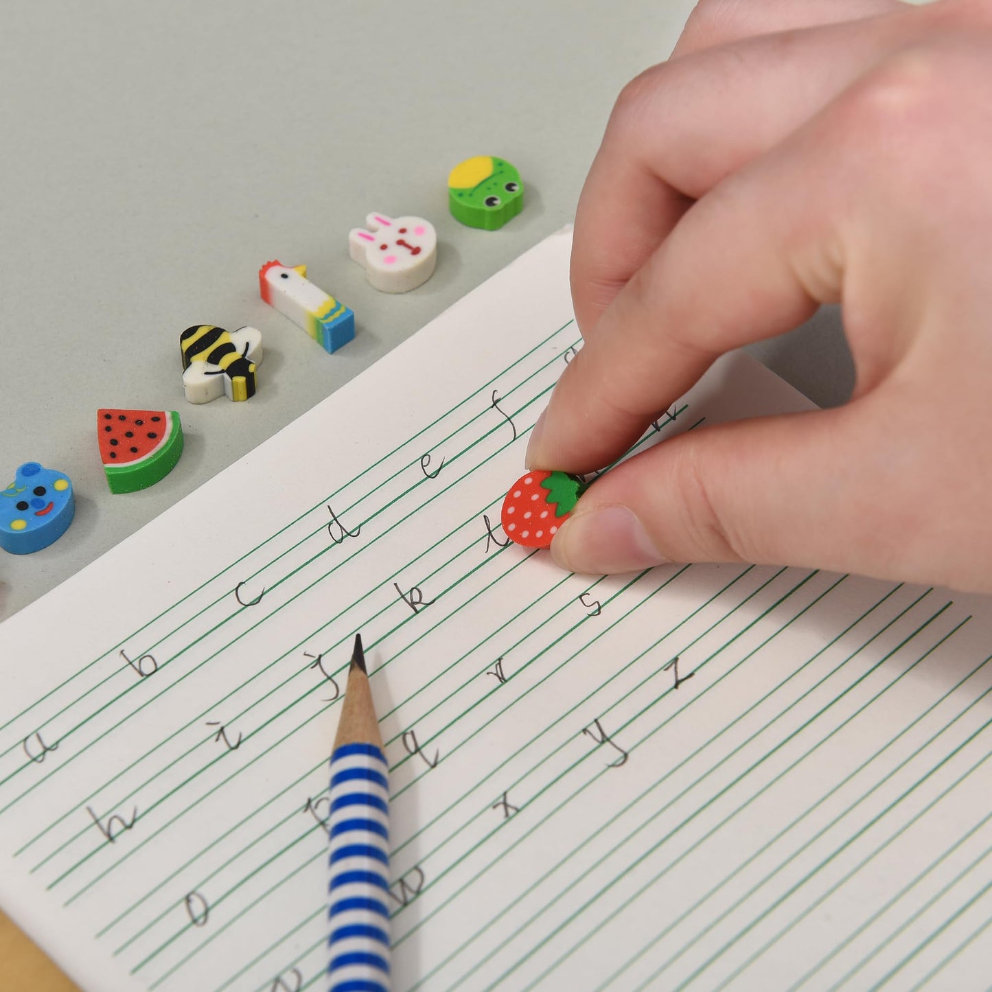 QDXATIVP 300PCS Mini Cute Pencil Erasers – Animals & Fruits Bulk for Back to School Gift