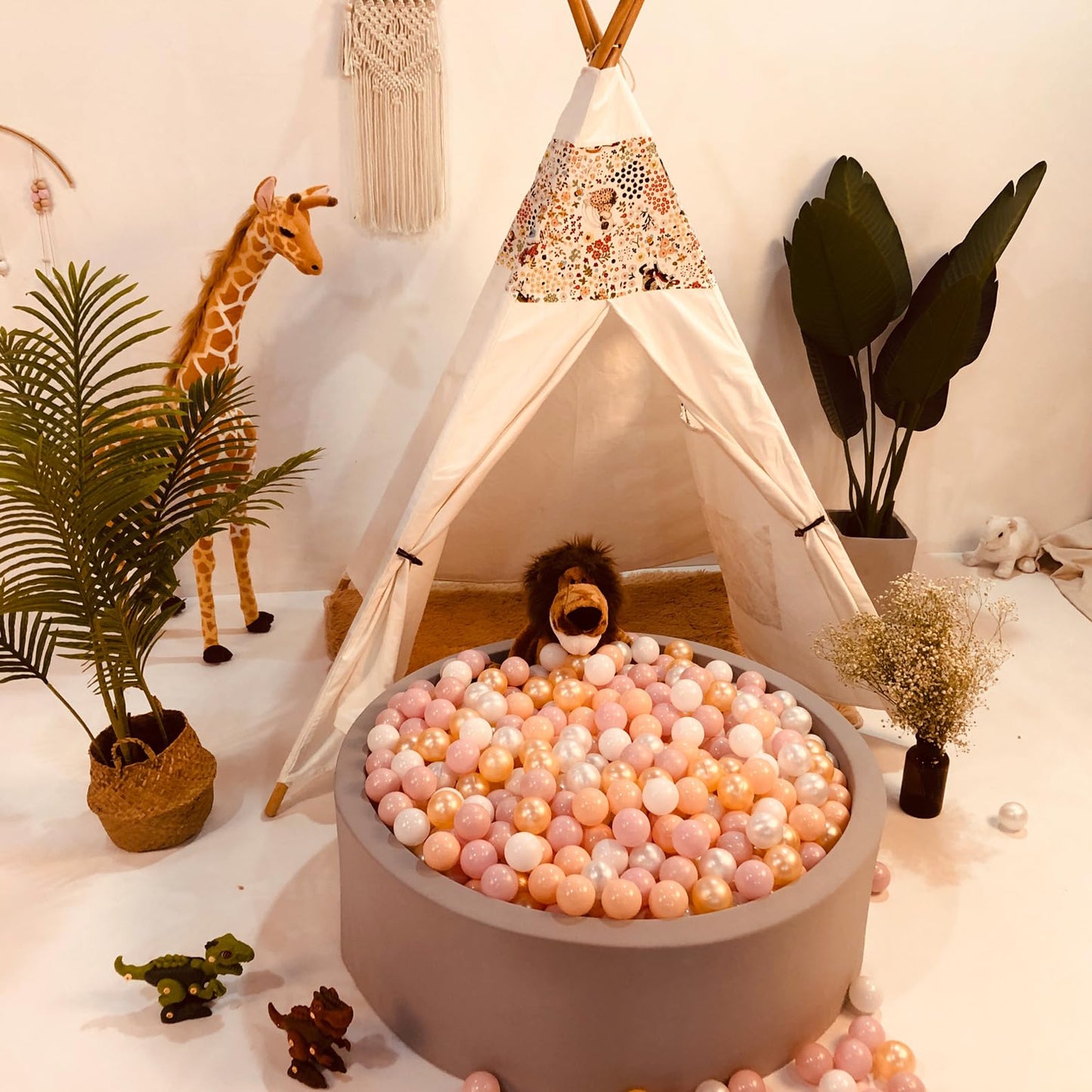 Realhaha Ball Pit Balls 200-Piece Set - Pink & White Safe Baby Play