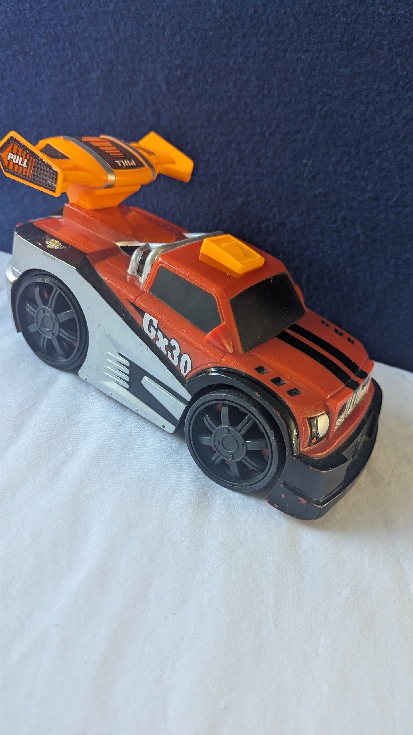 Pull n Race Car