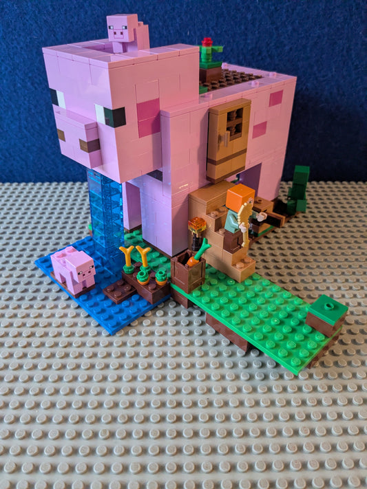 Lego 21170 Minecraft The Pig House