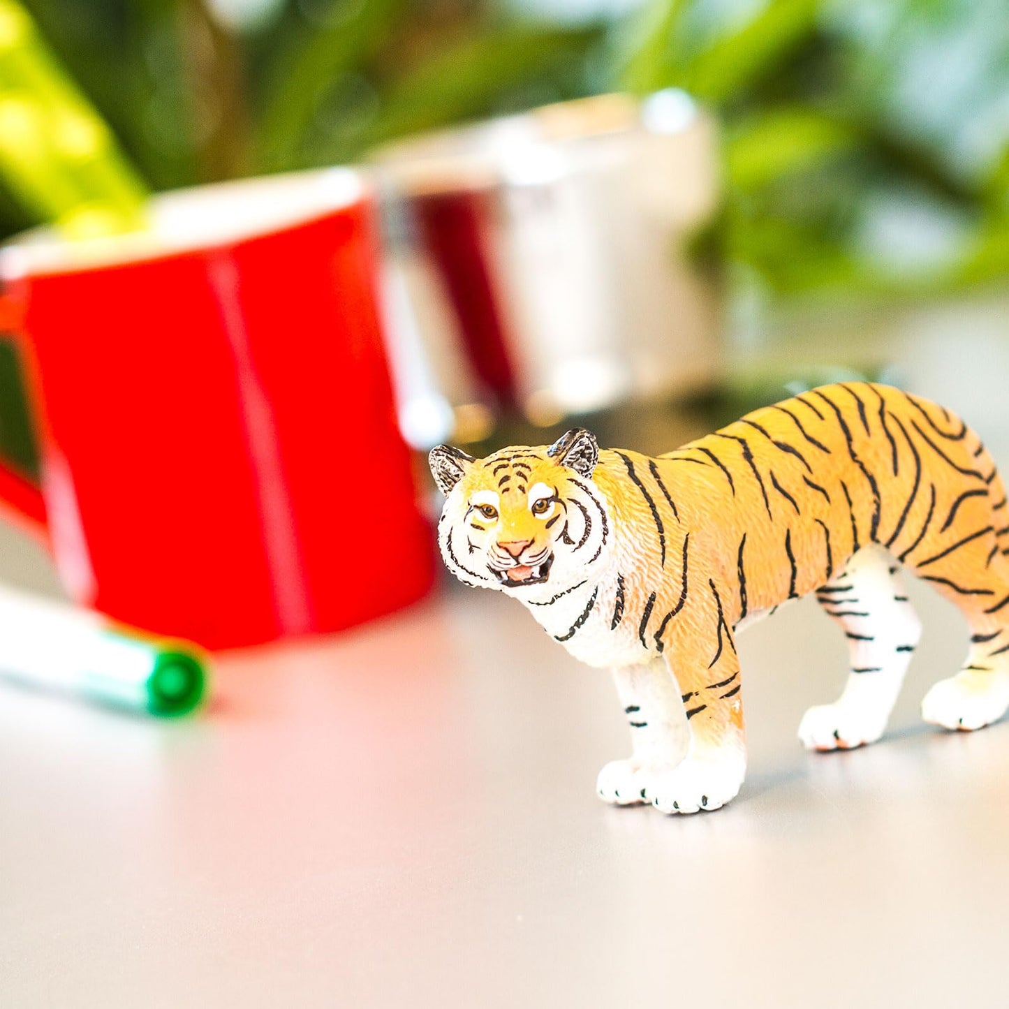 Safari Ltd Bengal Tigress Figurine – Hand-Painted 5-Inch Wildlife Figure for Kids
