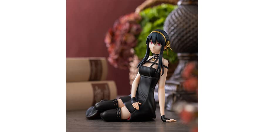 SEGA Spy x Family Yor Forger PM Perching Figure – Official Licensed Collectible