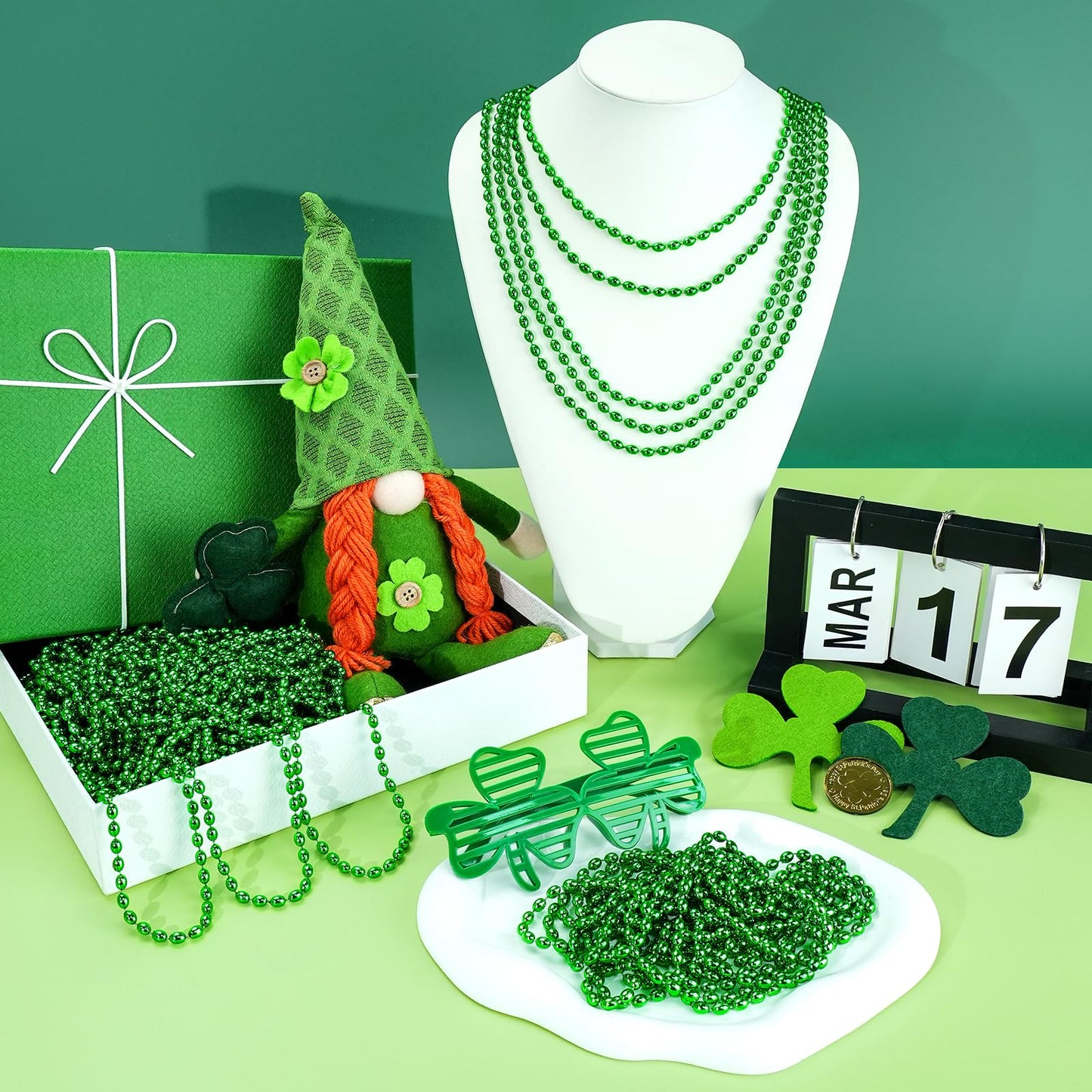 SHAOQINLIN 100 Pcs Green Oval Beads Necklace for St. Patrick's Day & Mardi Gras - 30.5 Inch Long