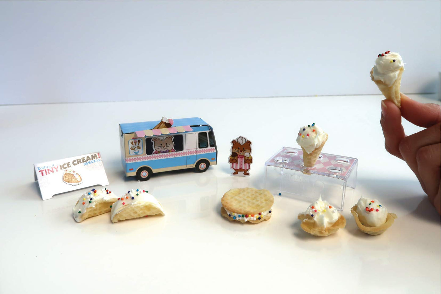 SmartLab Tiny Ice Cream Kit — 15 Enormously Tasty Treats, Big Science, Tiny Tools