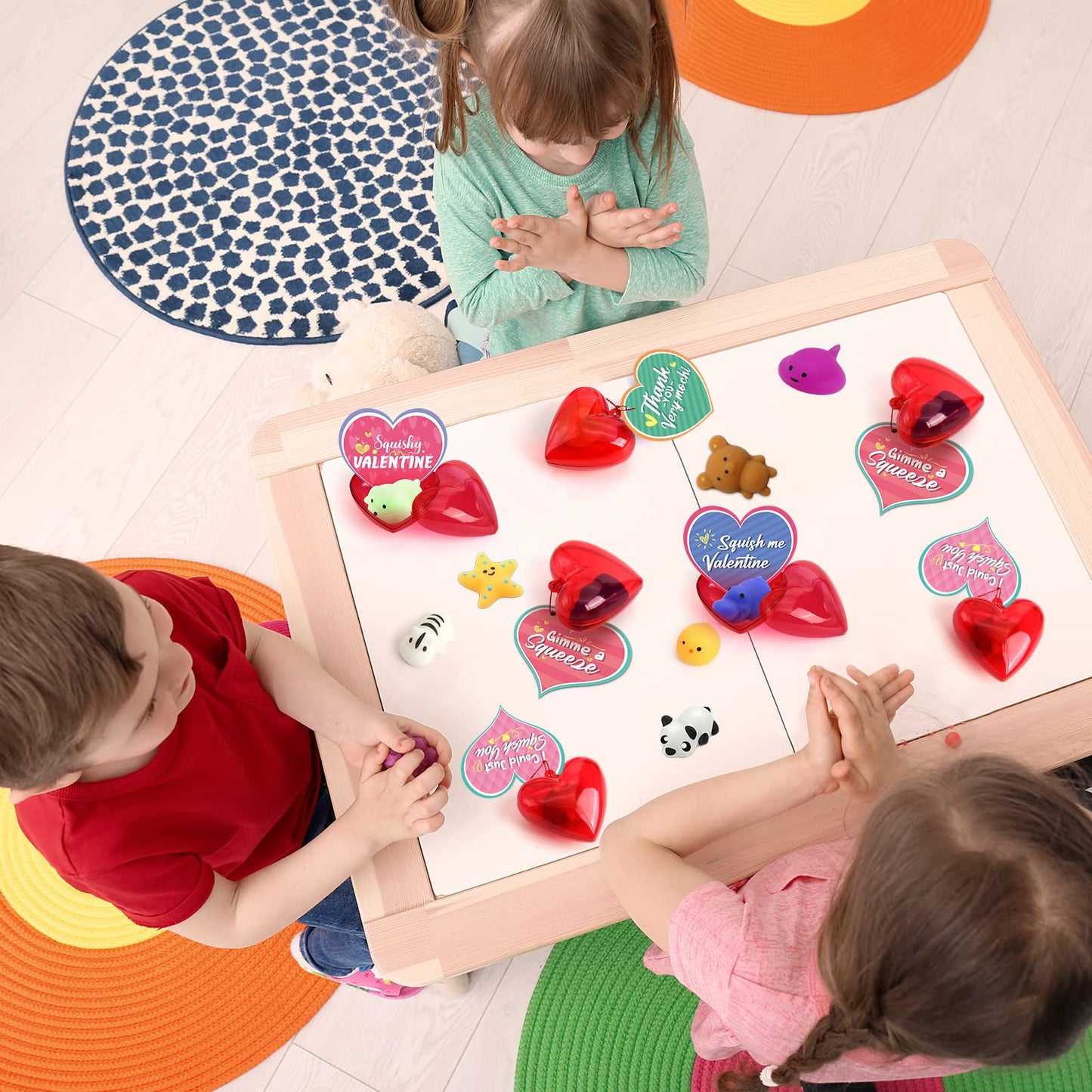 SURCVIO 28-Pack Valentines Day Gifts for Kids – Mochi Squishies, Heart Cases & Cards