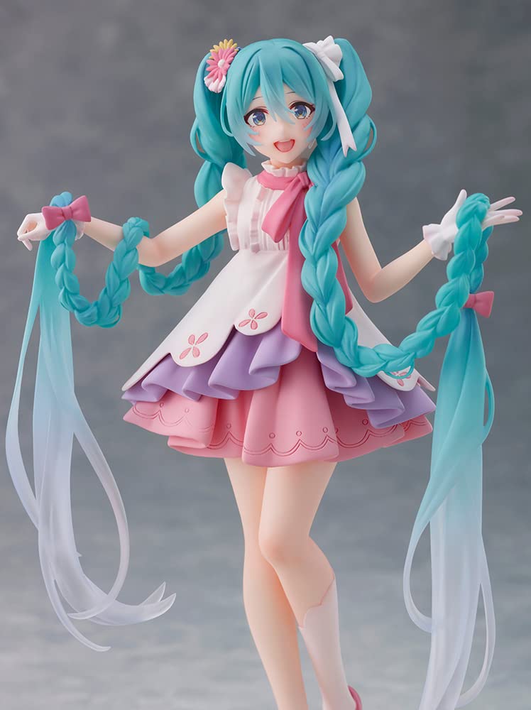 Taito Hatsune Miku Wonderland Figure Rapunzel Prize Figure | Official Licensed