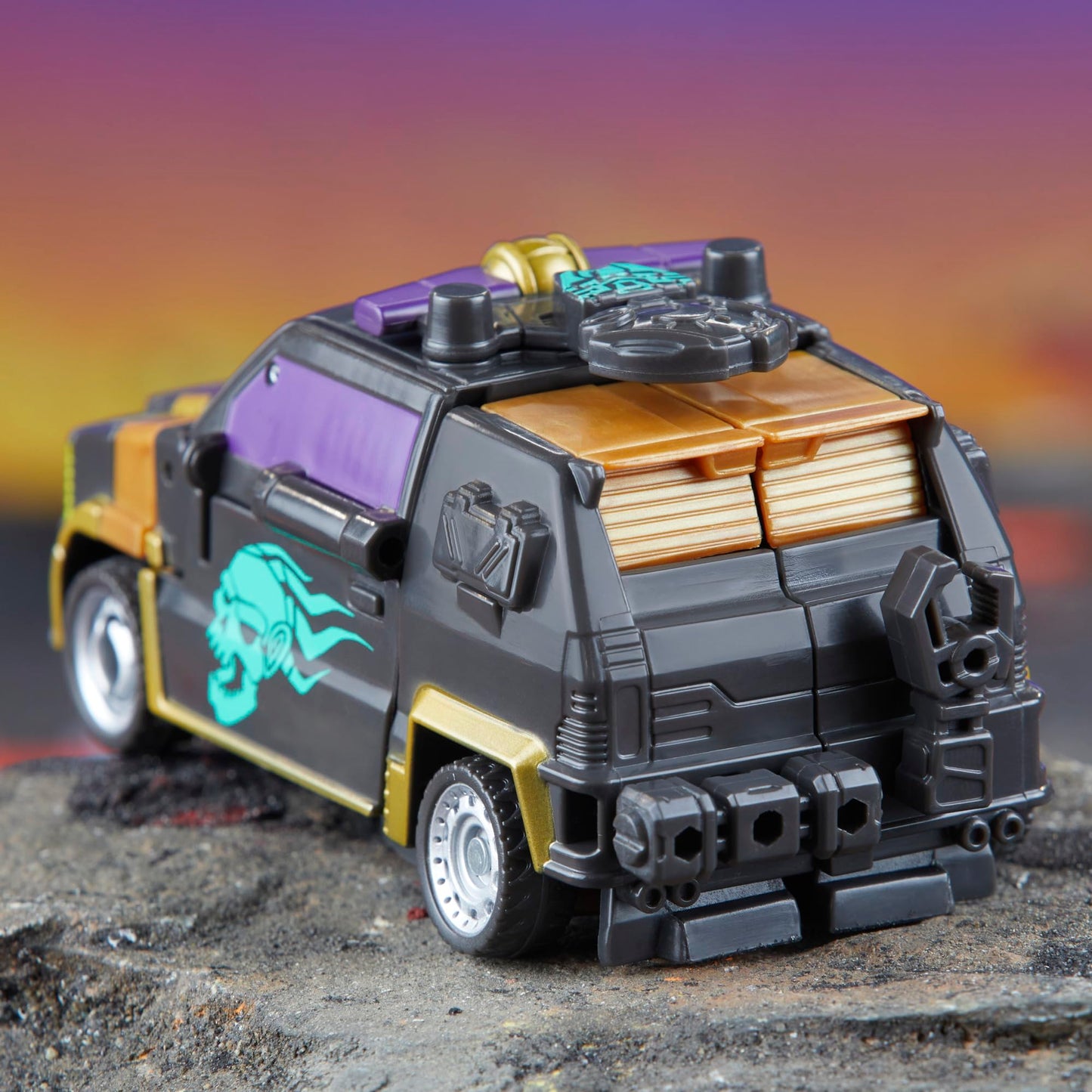 Transformers Legacy United Star Raider Cannonball – 5.5-Inch Action Figure with 14-Step Conversion