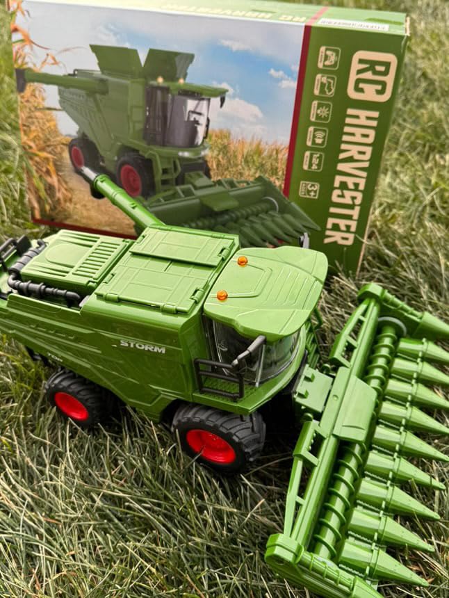 Uarzt Remote Control Combine Harvester Toy — Realistic Corn Head RC Tractor for Kids 3+ (1/24 Scale)