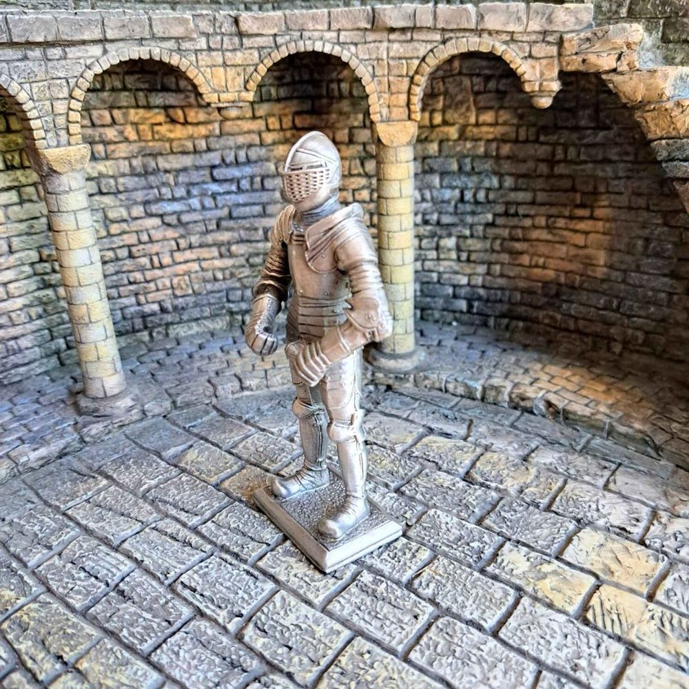 Knight In Armour 2 Solid Metal Figure Sculpture 11cm height