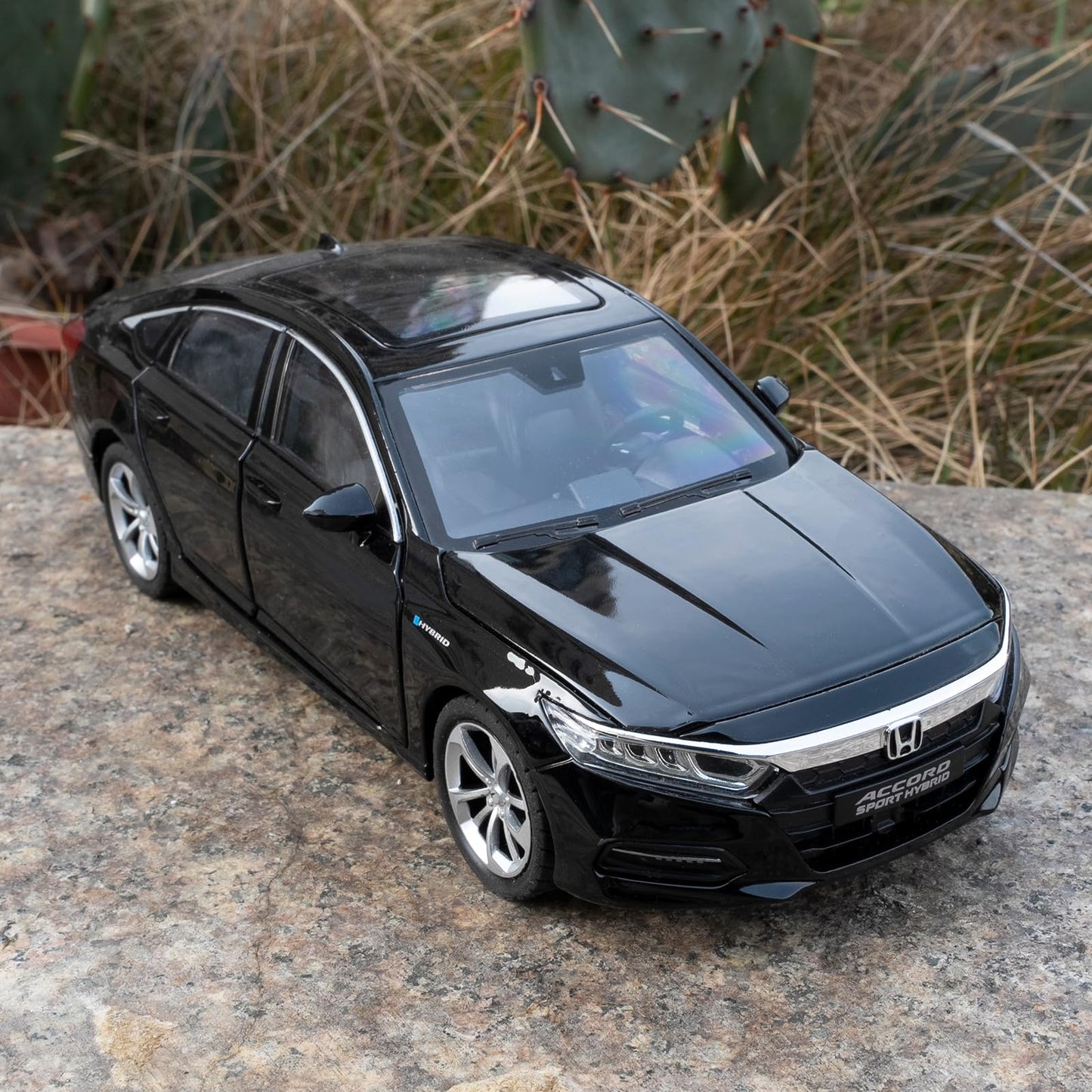 WAKAKAC 1:24 Accord Toy Car – Pull-Back Die-Cast with Lights & Sounds | Gift for Kids & Collectors