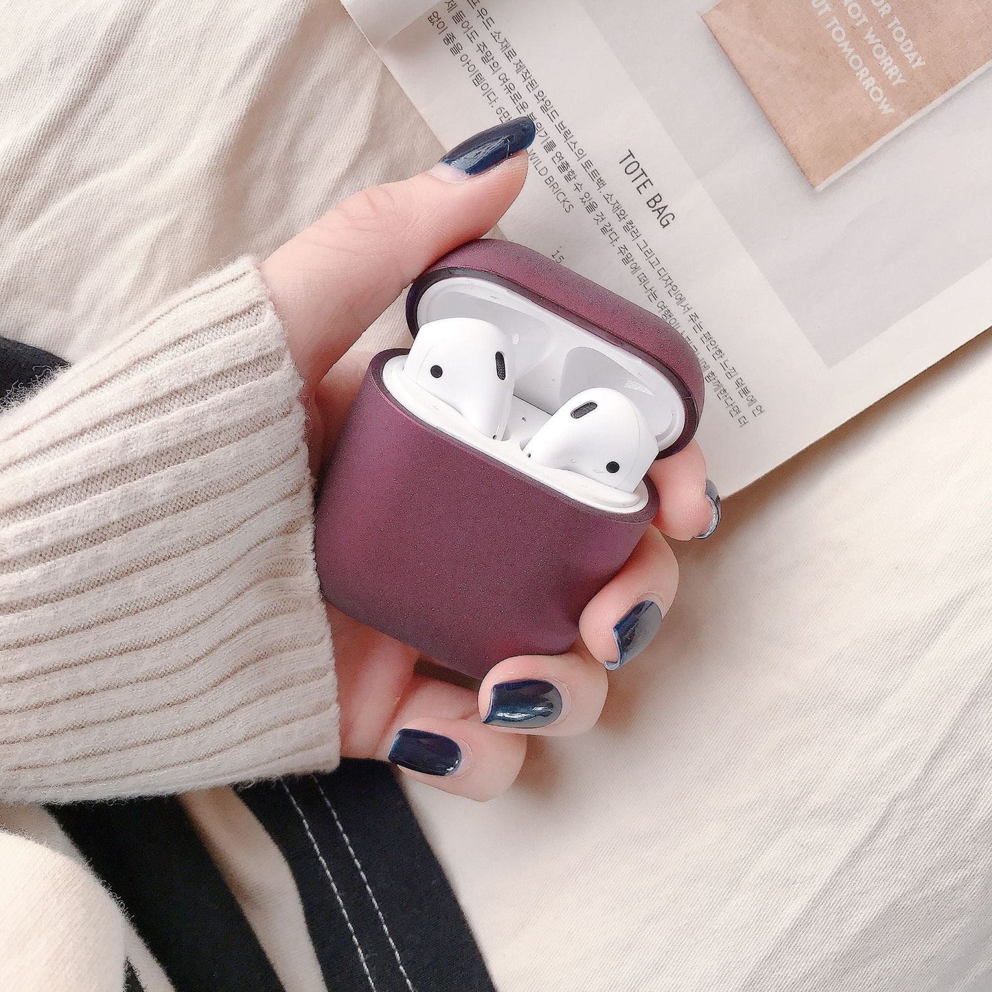 Wireless Bluetooth Headset Case, Compatible with Apple