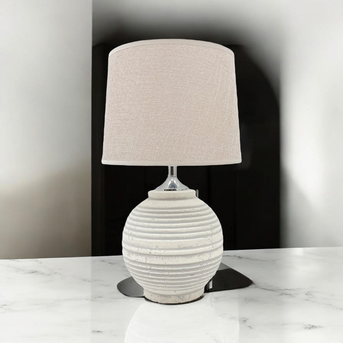 44X15X15CM TABLE LAMP