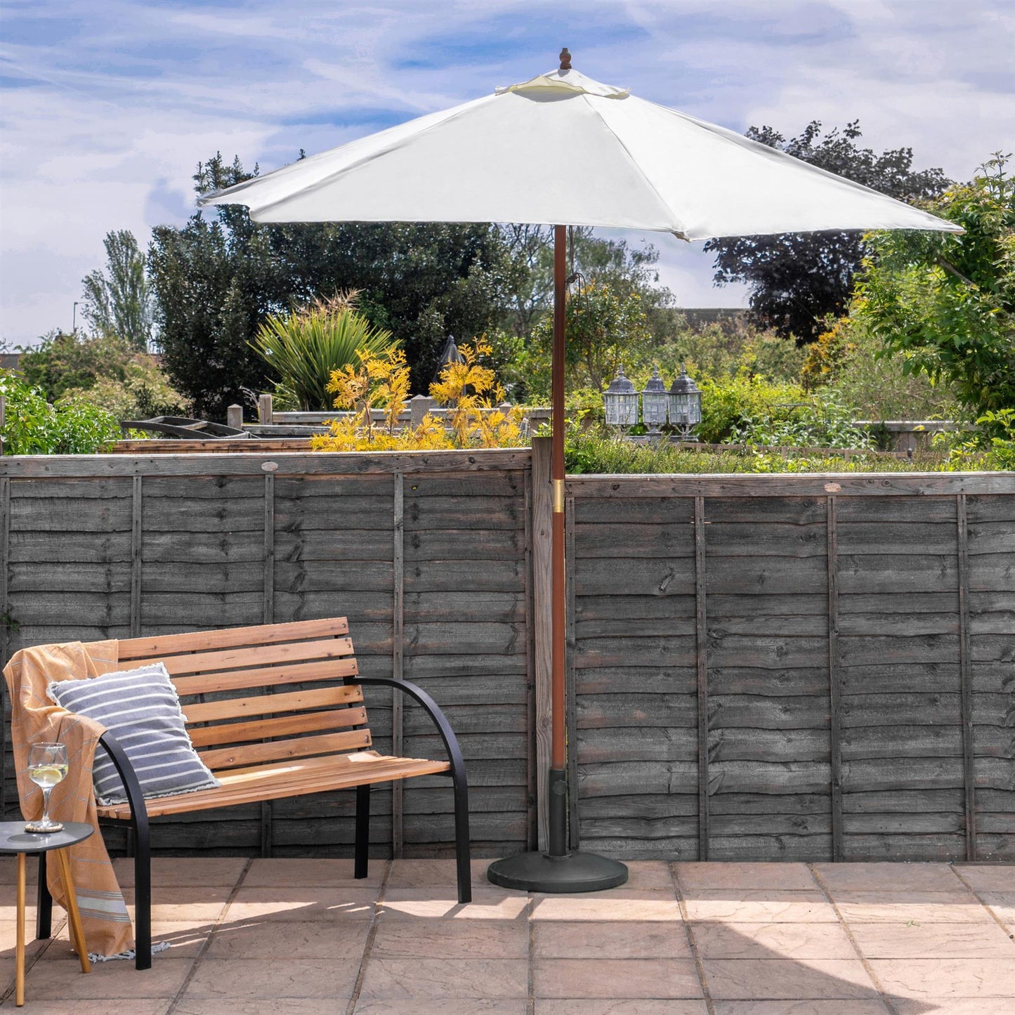 2.7m x 2.5m Wooden Garden Parasol with Black Concrete Base