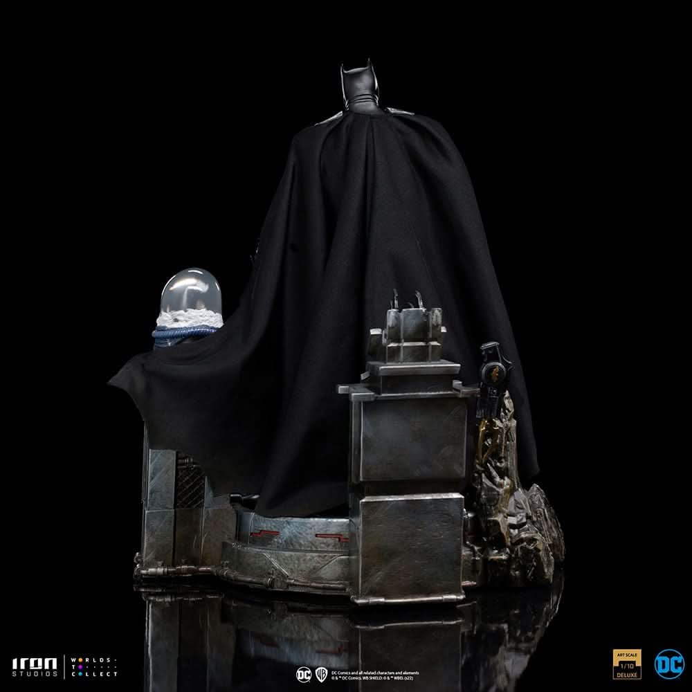 Batman Unleashed - DC Comics - Art Scale 1/10 - Iron Studios