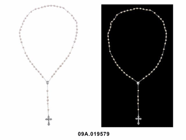 ART. RELIGIOSO - OVAL PEARL AND SILVER ROSARY