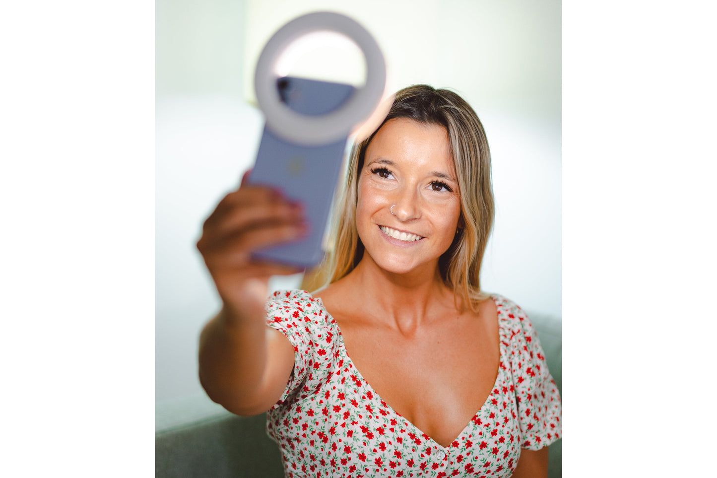 Kodak 4" LED Ring Light Mini for Smartphones & Laptops