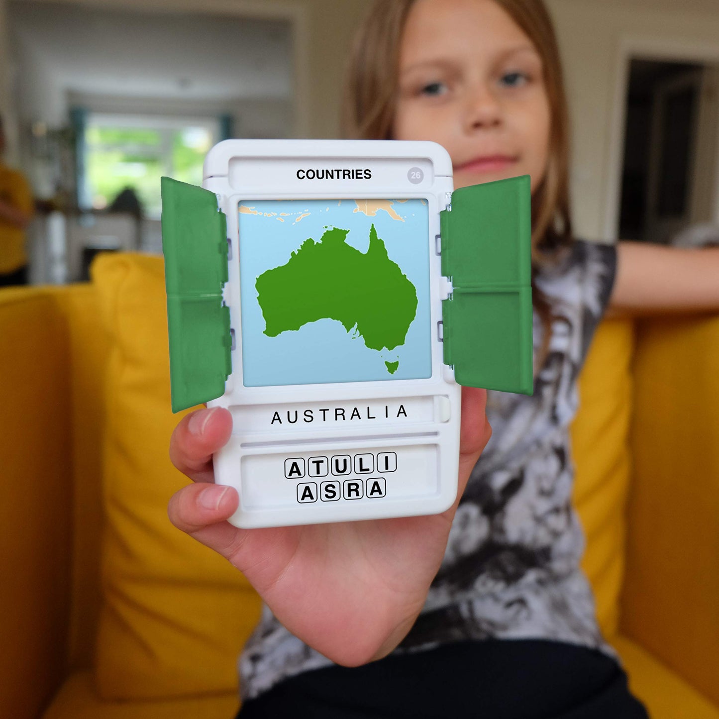 100 PICS Countries of The World Travel Game – Learn 100 Countries with Slide Reveal Cards
