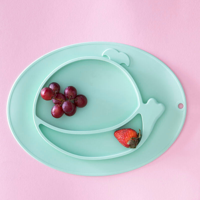 Kai Silicone Divided Food Plate in Whale Shape