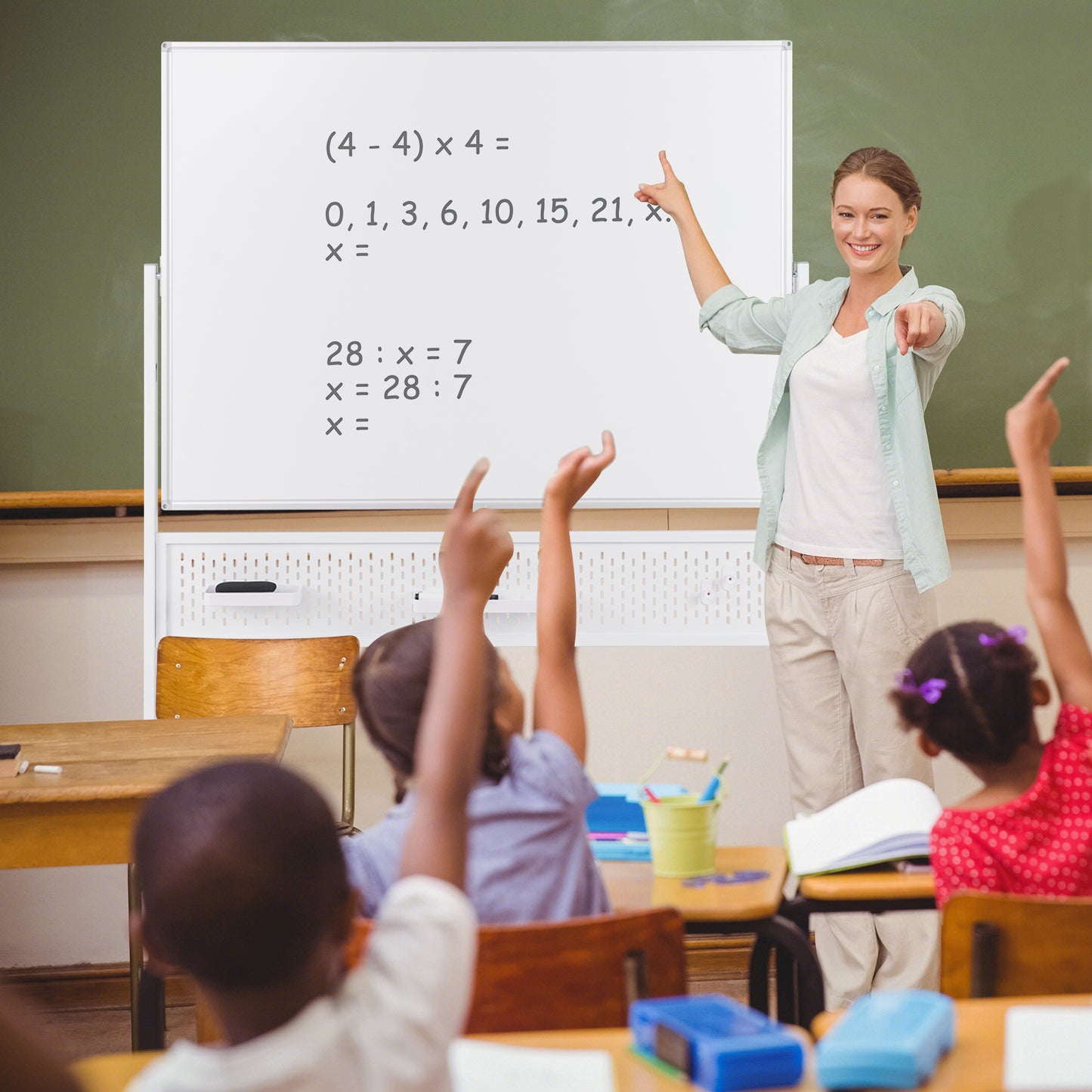 120 x 90 CM Double-Sided Dry Erase Mobile Board with Stand-Black