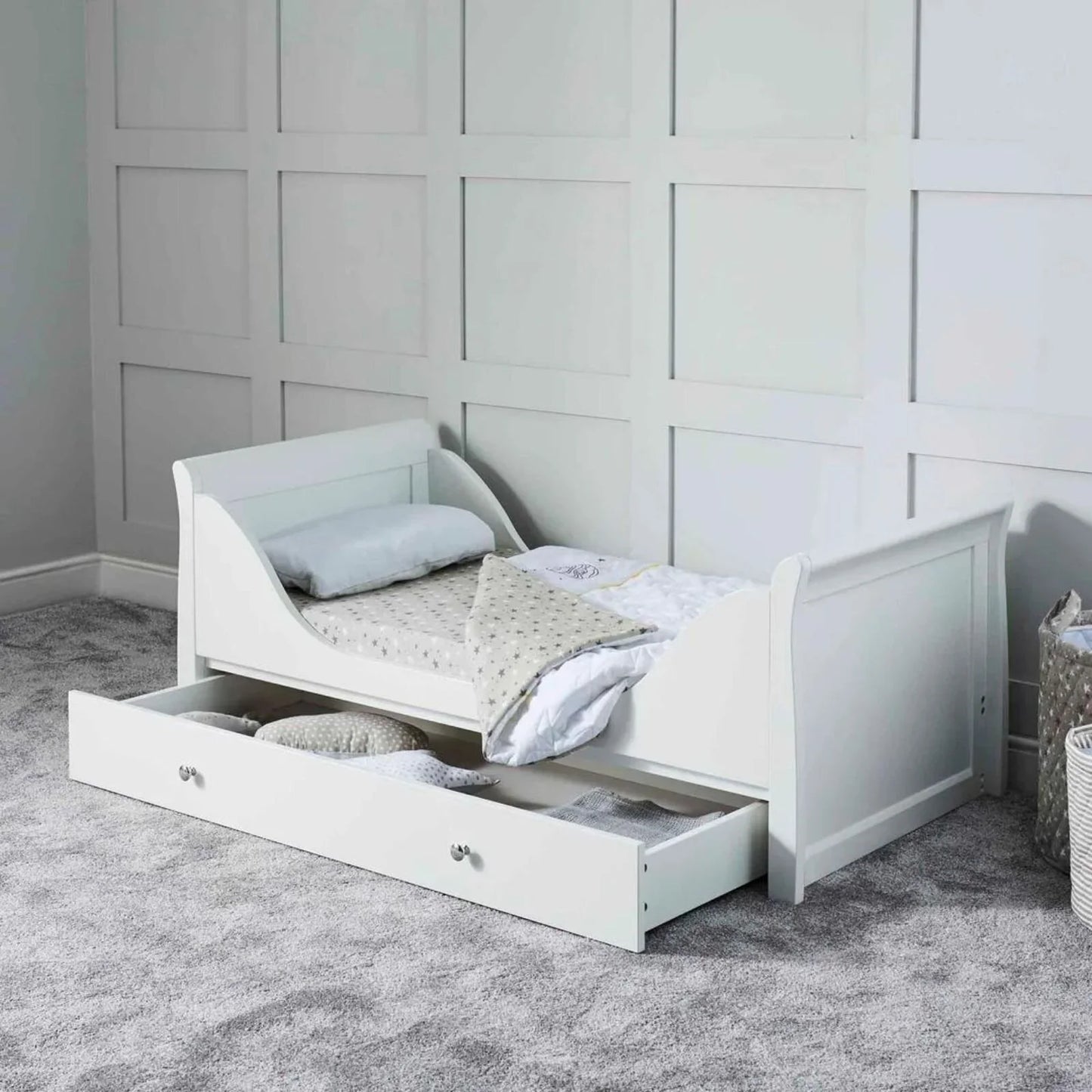 Ickle Bubba Snowdon Classic Cot Bed White - Fibre Mattress