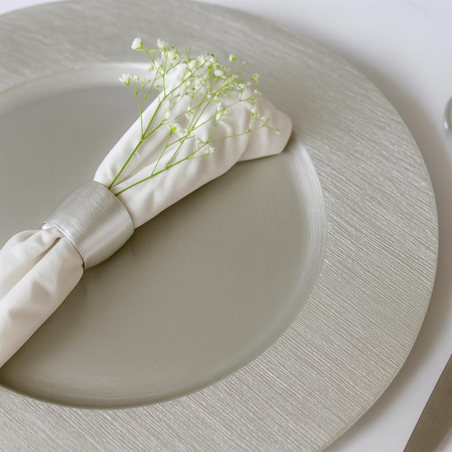 Round Ribbed Charger Plates - 33cm - Pack of 6