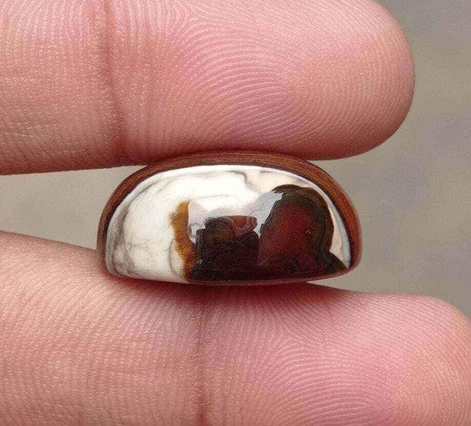 38ct Banded Agate with Wooden Texture - Sulaimani Aqeeq -  24x18x11mm