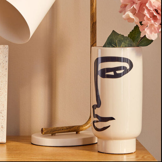 Small Black and White Face Vase | Viso