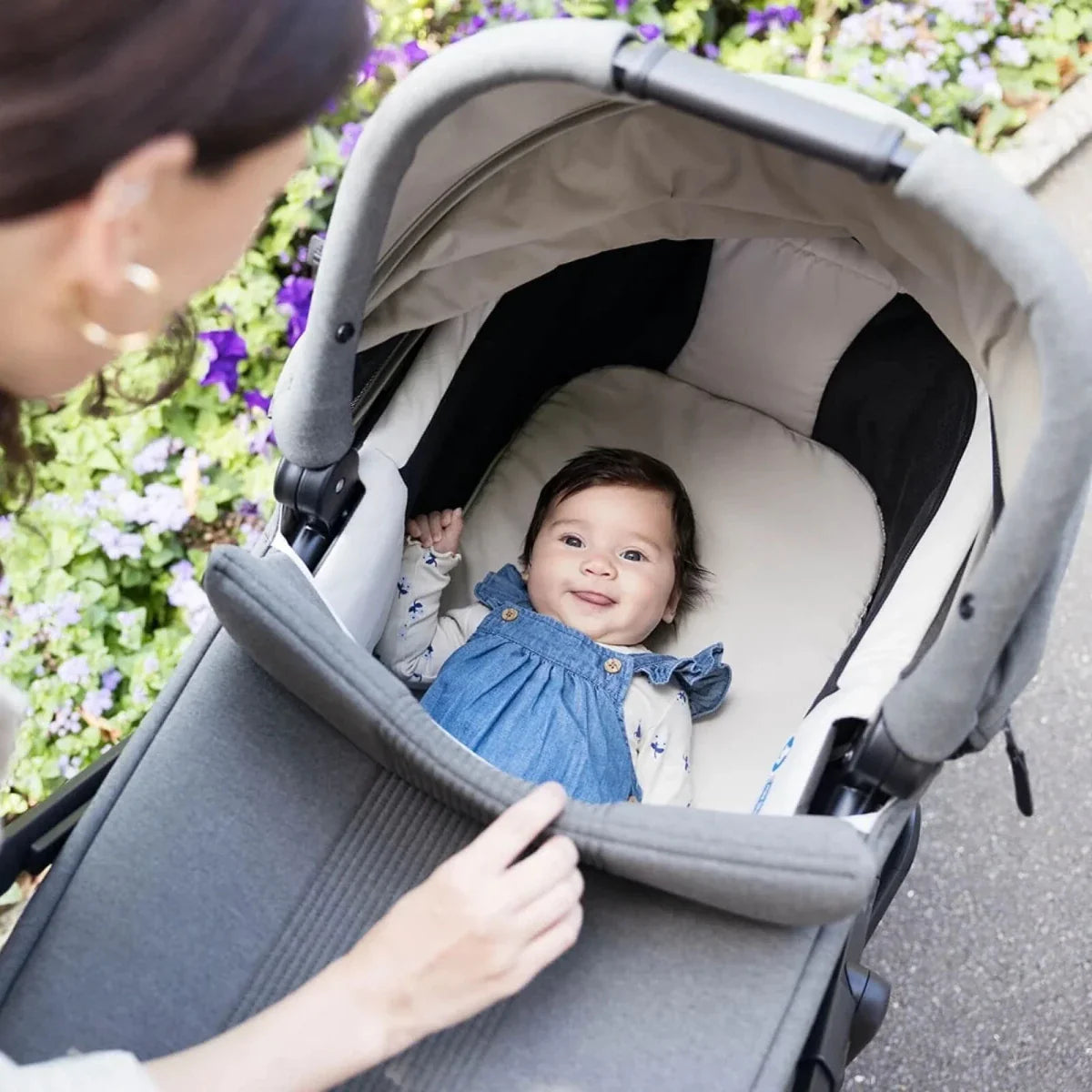 Joie Ramble XL Signature Carrycot - Eclipse