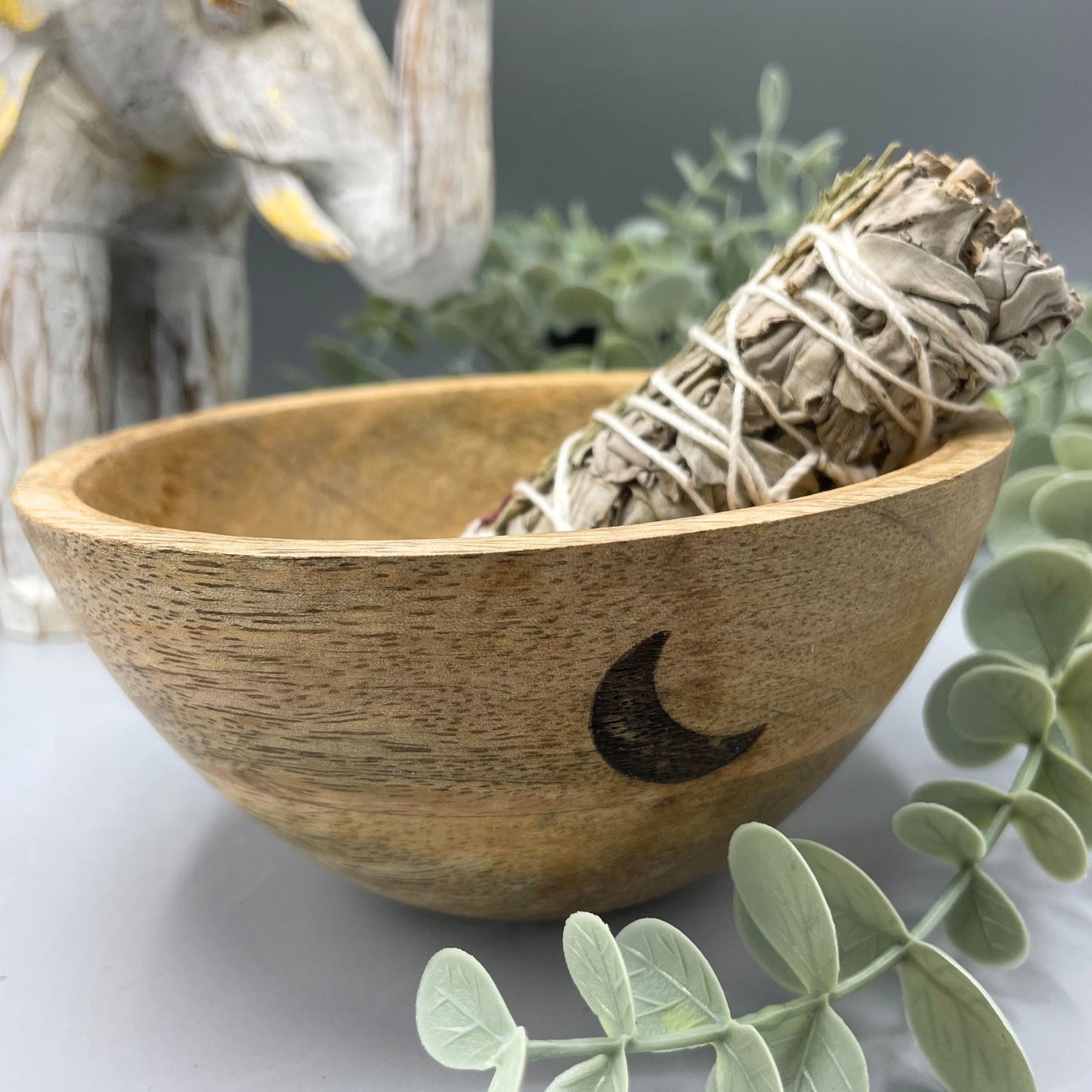 Wooden Smudge and Ritual Offerings Bowl - Three Moons - 13x7cm