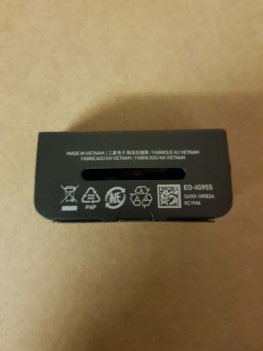 72813953