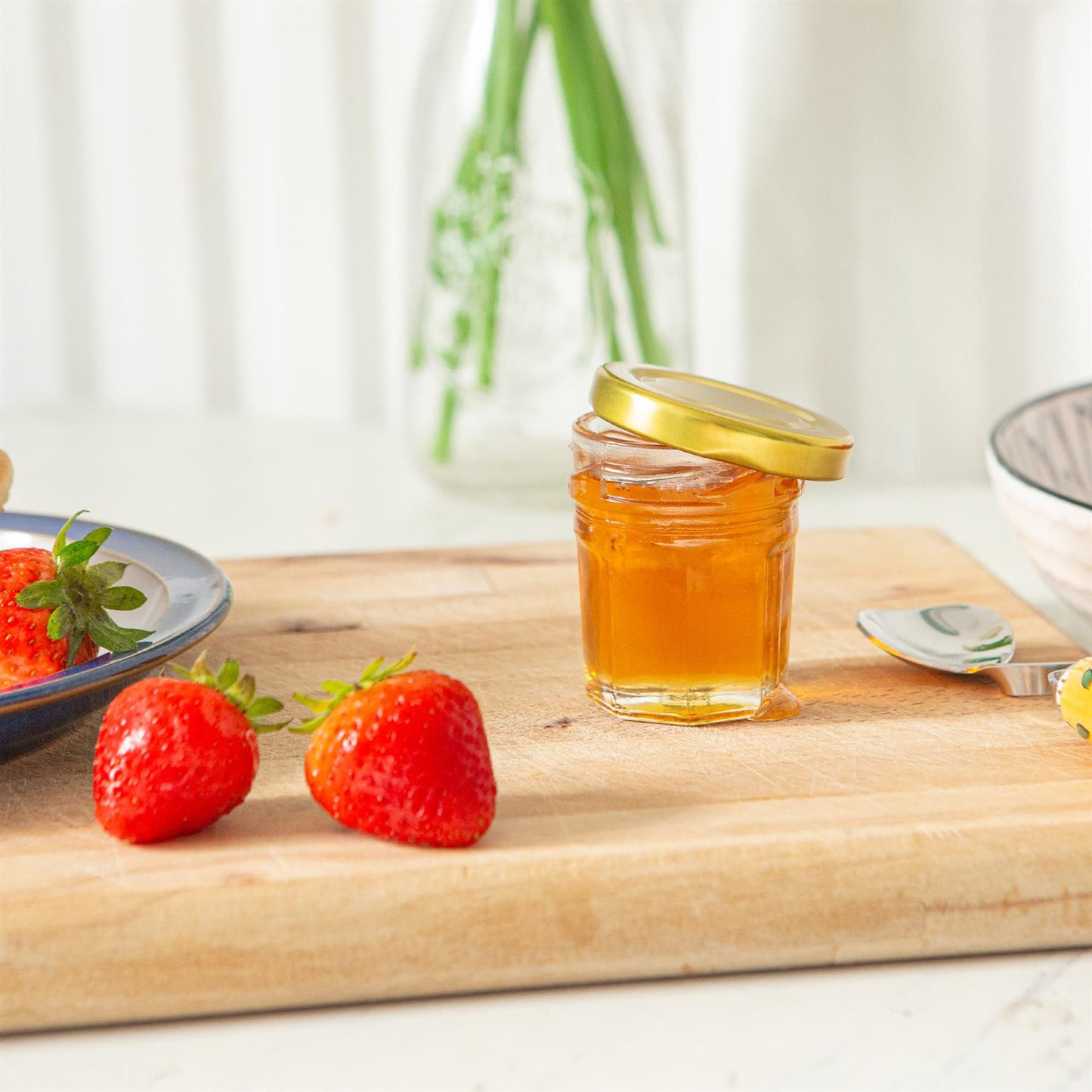 30ml Glass Jam Jars with Lids - Pack of 6